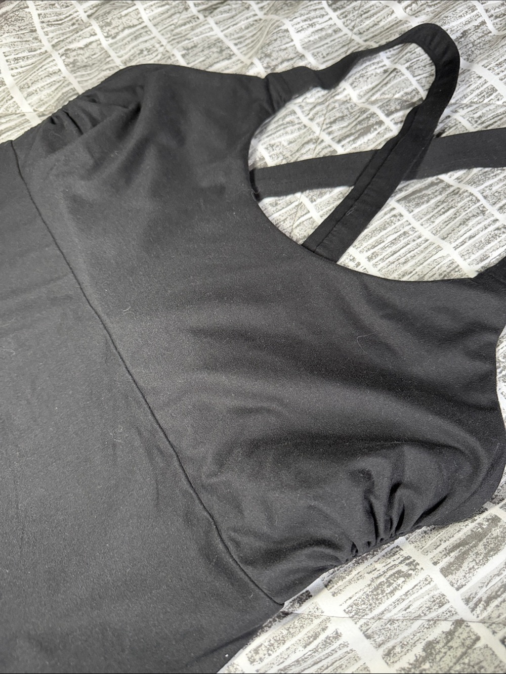 Patagonia Black Crisscross Strap Tank Top Size Large - Picture 5 of 7